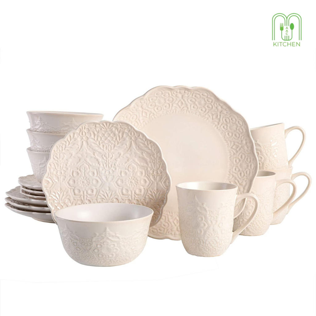 dinnerware set